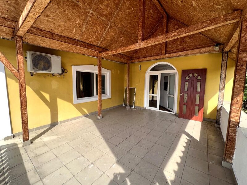 Mihai Bravu, Dristor metrou, vila P+1