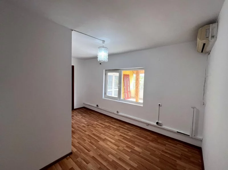 Mihai Bravu, Dristor metrou, vila P+1